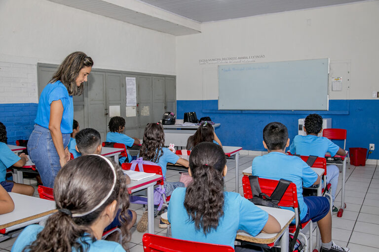 Período de rematrículas para o ano letivo de 2026 na Rede Municipal começa no dia 13